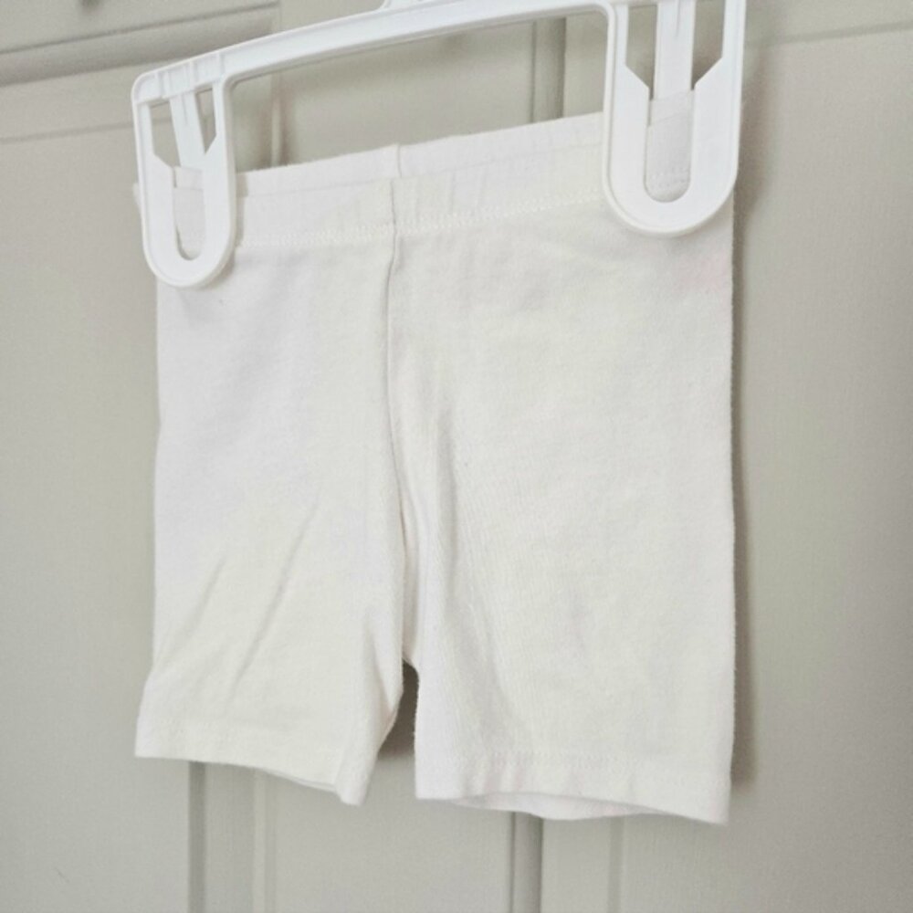 Cat & Jack Girls Bike Shorts 18 M - Picture 1 of 3